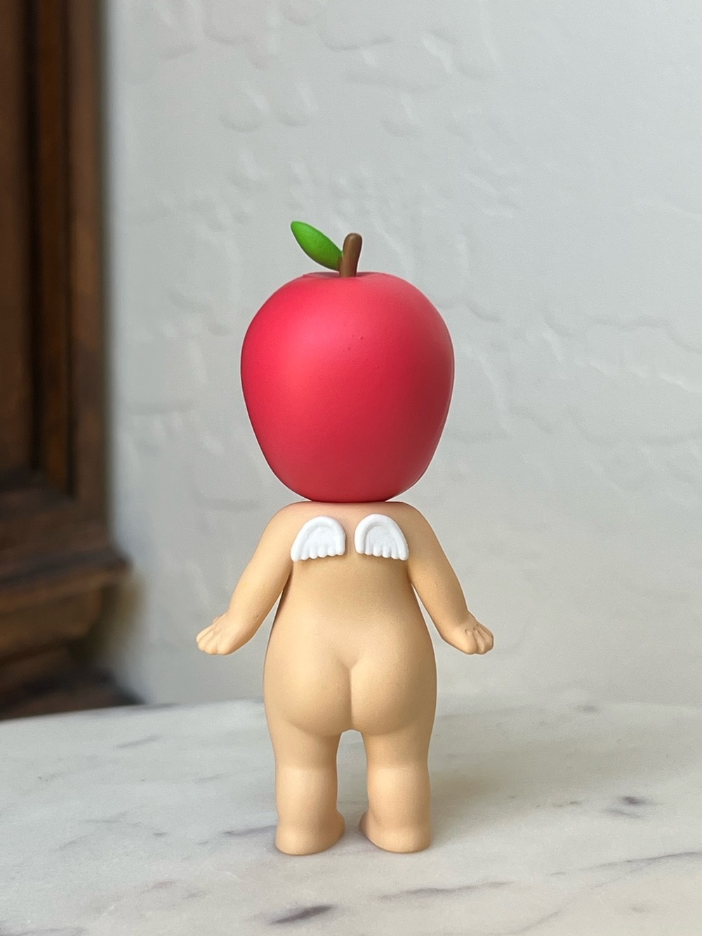 Sonny Angel Fruit Series - Apple - Picture 2 of 6